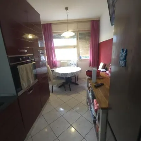Trscanska Apartemnt 63 Family Apartman